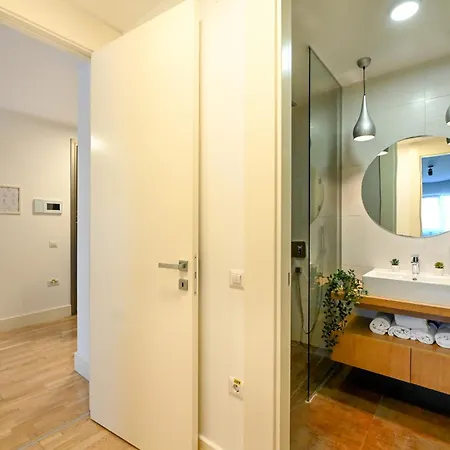 Brand-new In Floreasca Business Area - Elevate Your Living Experience Bukarest